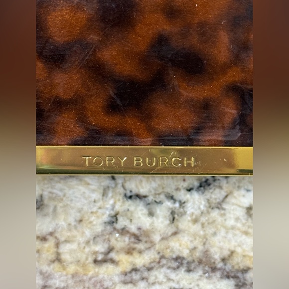 Tory Burch Leopard Print Glossy Triangular Large SunglassCase/ Clutch - Picture 2 of 10